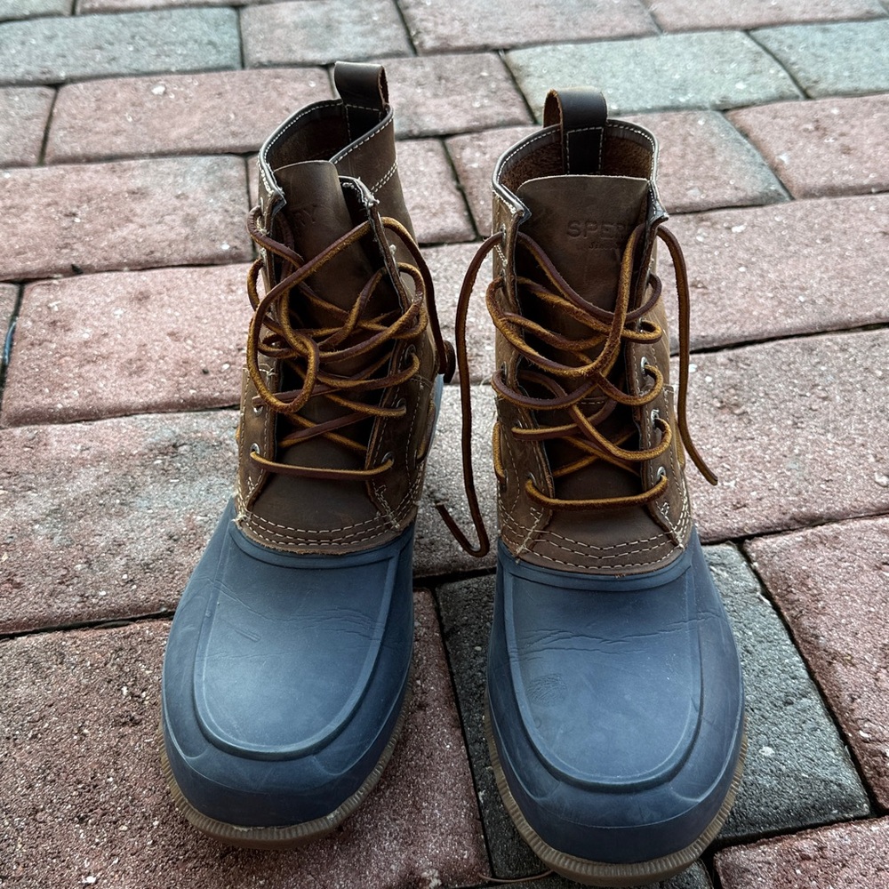 Sperry Two-Tone Waterproof Lace-Up Boots